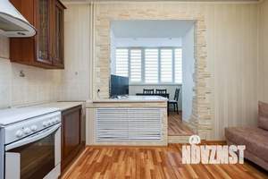 1-к квартира, посуточно, 53м2, 1/1 этаж