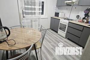 1-к квартира, посуточно, 37м2, 3/10 этаж