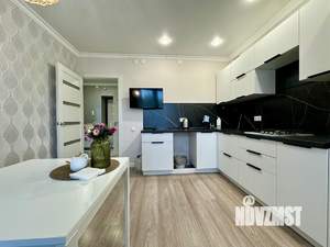 1-к квартира, на длительный срок, 42м2, 4/10 этаж