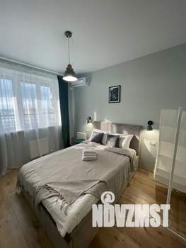 2-к квартира, посуточно, 41м2, 15/21 этаж