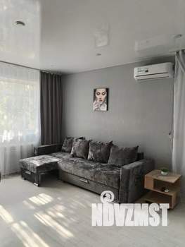 2-к квартира, посуточно, 44м2, 2/5 этаж