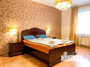 4-к квартира, посуточно, 205м2, 5/5 этаж
