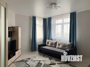 1-к квартира, посуточно, 40м2, 15/20 этаж