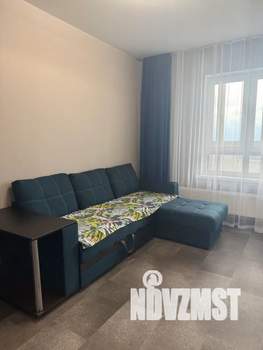 1-к квартира, посуточно, 35м2, 19/19 этаж