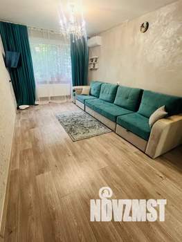 2-к квартира, посуточно, 50м2, 1/9 этаж