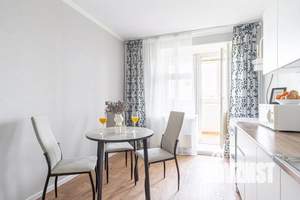 1-к квартира, посуточно, 44м2, 1/1 этаж
