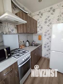 1-к квартира, посуточно, 33м2, 5/5 этаж