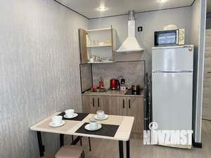 Студия квартира, посуточно, 27м2, 1/3 этаж