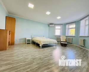 1-к квартира, посуточно, 60м2, 2/4 этаж
