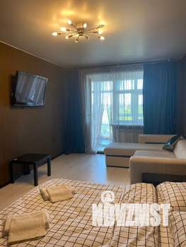 1-к квартира, посуточно, 50м2, 3/7 этаж
