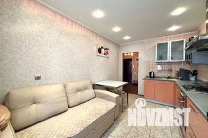1-к квартира, посуточно, 40м2, 4/10 этаж