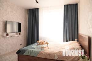 1-к квартира, посуточно, 41м2, 19/19 этаж