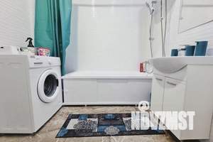 1-к квартира, посуточно, 40м2, 13/20 этаж