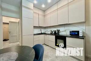 1-к квартира, посуточно, 38м2, 12/24 этаж