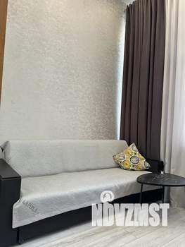 Студия квартира, посуточно, 40м2, 1/19 этаж