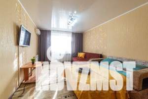 1-к квартира, посуточно, 40м2, 1/9 этаж