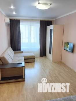 1-к квартира, посуточно, 36м2, 8/10 этаж