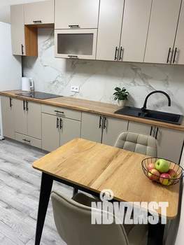 1-к квартира, посуточно, 42м2, 7/12 этаж
