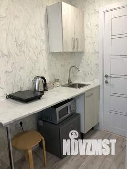 Студия квартира, посуточно, 17м2, 1/9 этаж