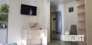 Студия квартира, посуточно, 29м2, 1/5 этаж