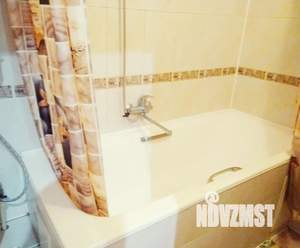 1-к квартира, посуточно, 50м2, 5/10 этаж