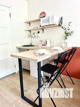 Студия квартира, посуточно, 18м2, 1/5 этаж