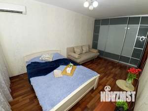 1-к квартира, посуточно, 42м2, 4/9 этаж