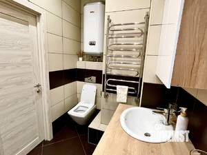 Студия квартира, посуточно, 46м2, 10/22 этаж