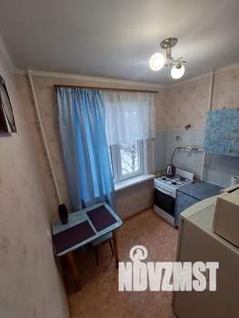 1-к квартира, посуточно, 32м2, 4/5 этаж