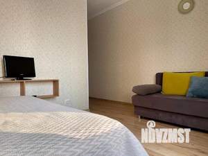 1-к квартира, посуточно, 60м2, 1/1 этаж