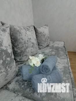 Студия квартира, посуточно, 34м2, 1/9 этаж