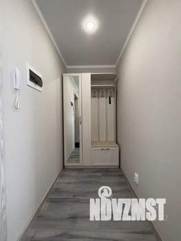 Студия квартира, посуточно, 32м2, 17/25 этаж