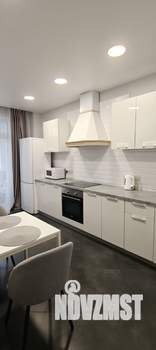 1-к квартира, посуточно, 38м2, 3/5 этаж