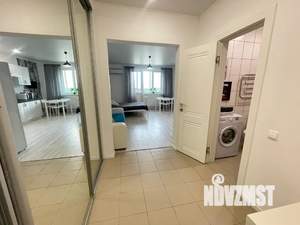 Студия квартира, посуточно, 34м2, 3/20 этаж