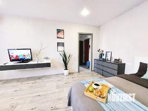 1-к квартира, посуточно, 37м2, 9/10 этаж