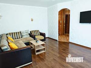 3-к квартира, посуточно, 60м2, 1/1 этаж