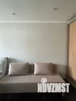 Студия квартира, посуточно, 27м2, 3/5 этаж