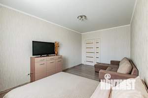 1-к квартира, посуточно, 38м2, 2/10 этаж