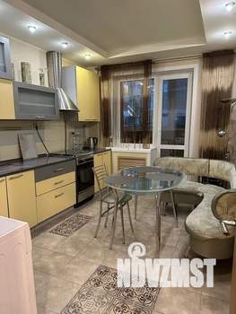 3-к квартира, посуточно, 64м2, 2/10 этаж