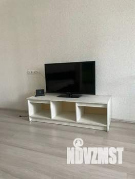 Студия квартира, посуточно, 40м2, 9/18 этаж