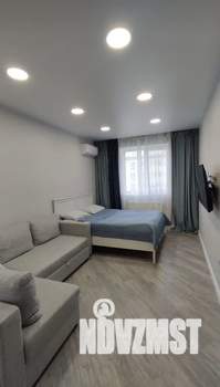 1-к квартира, посуточно, 38м2, 3/6 этаж