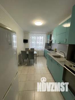 1-к квартира, посуточно, 49м2, 2/5 этаж