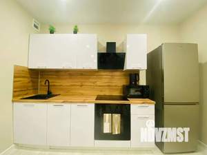 1-к квартира, посуточно, 42м2, 3/8 этаж