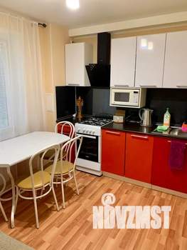 1-к квартира, посуточно, 40м2, 1/9 этаж