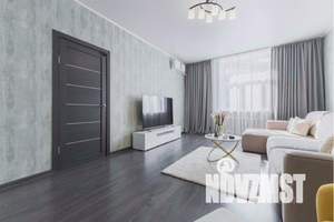 4-к квартира, посуточно, 100м2, 1/5 этаж