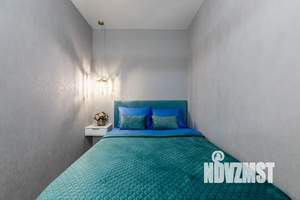 1-к квартира, посуточно, 42м2, 8/16 этаж