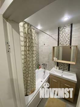 1-к квартира, посуточно, 36м2, 18/18 этаж