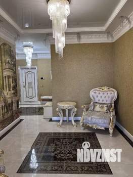 3-к квартира, на длительный срок, 200м2, 7/17 этаж