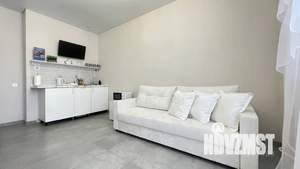 1-к квартира, посуточно, 40м2, 2/19 этаж