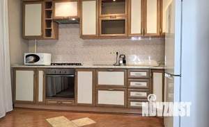 3-к квартира, посуточно, 92м2, 1/1 этаж